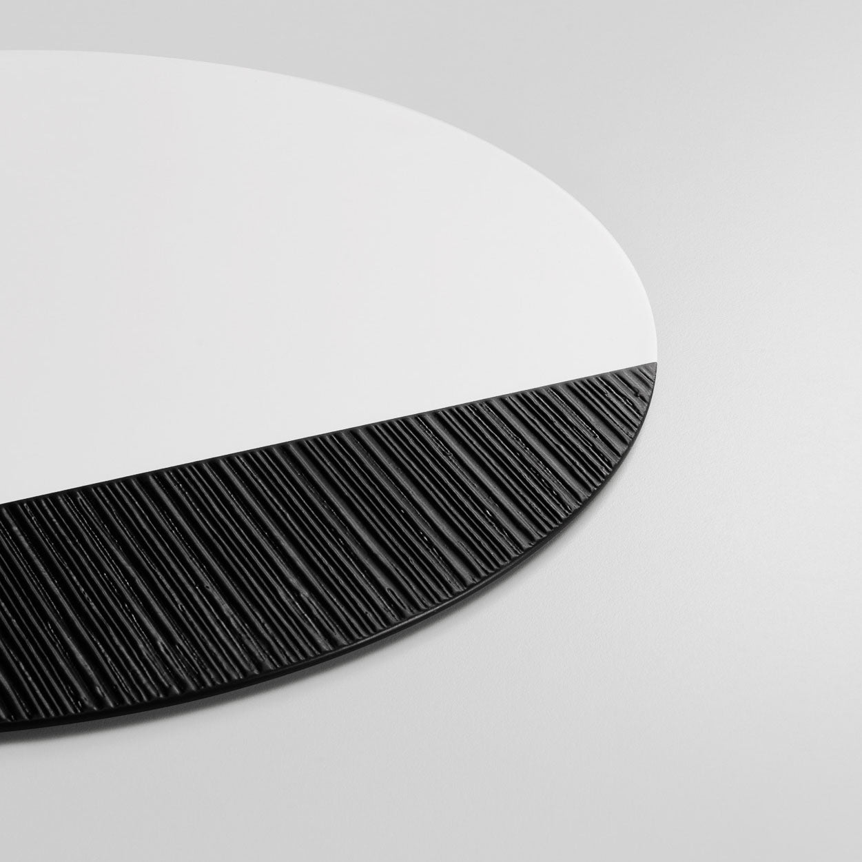 Sottopiatto Tracce Carbone - Decoro 20