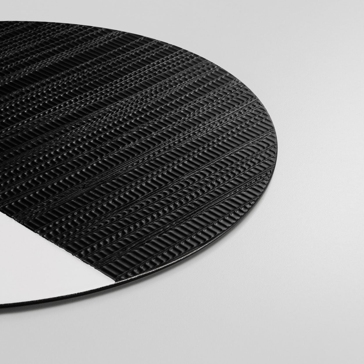 Sottopiatto Tracce Carbone - Decoro 70